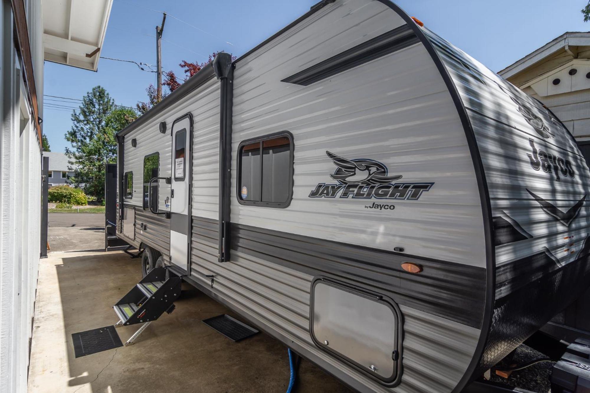 Chic Rv Retreat, Stunning Yard In Roseburg Hotel Exterior foto